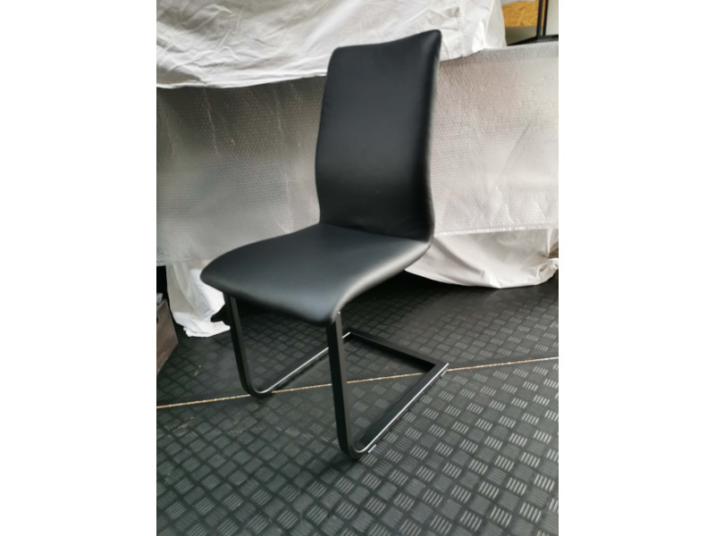 Stuhl Leni schwarz - Willisau